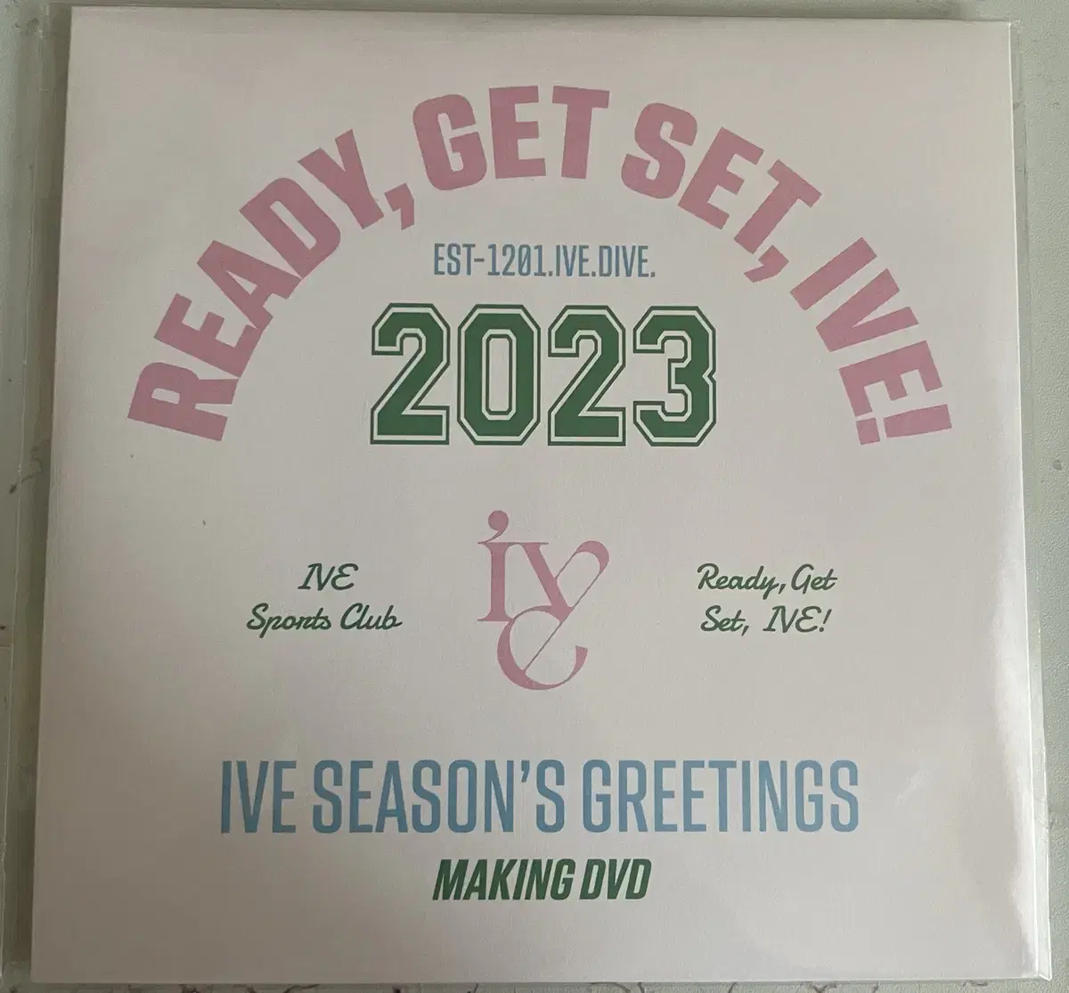 아이브 2023 시즌그리팅 CD팝니다