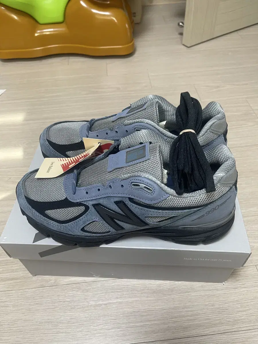 New Balance 990v4 Made in USA Arcticgrey