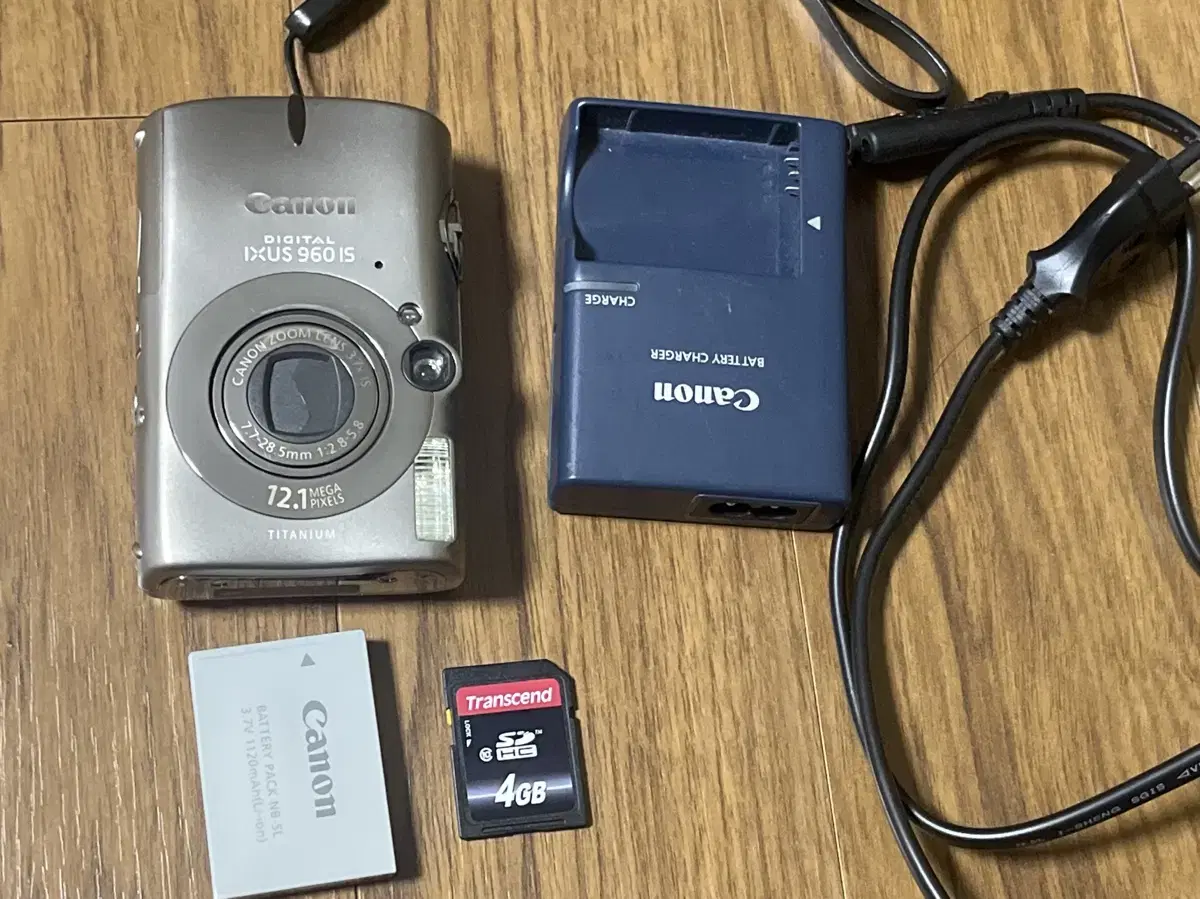 캐논 빈티지 디카 익서스 IXUS 960IS 카메라 실버