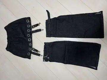 쥬에티 블랙 데님 스커트+레그 워머 세트