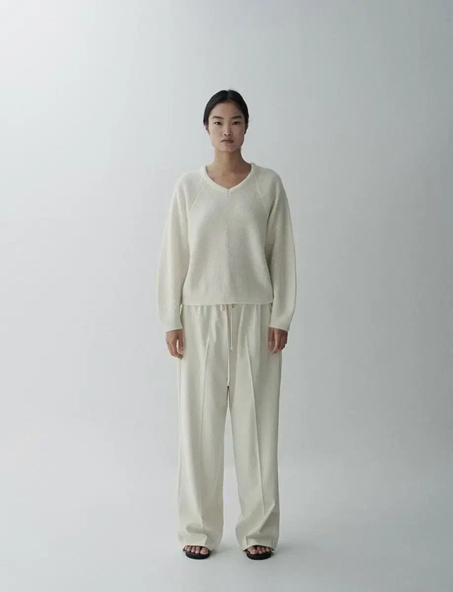 opheden 오브헤덴 새틴 울 와이드 팬츠 바지