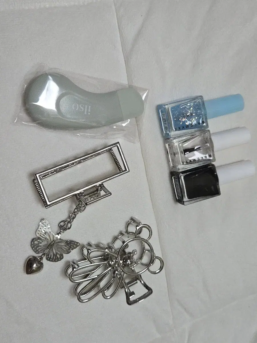 Bulk purchase of the Fizzmaster, hair clip, and polish