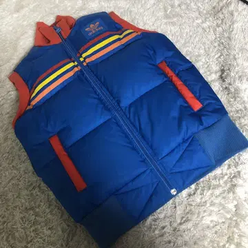 아디다스 다운 베스트 90s