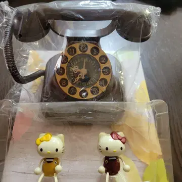 헬로키티 레트로 전화형 시계