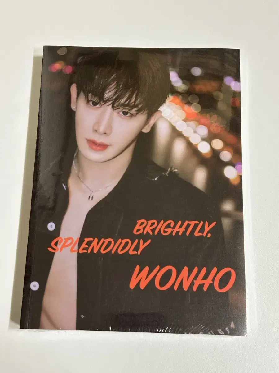 Unsealed) Wonho's Photobook