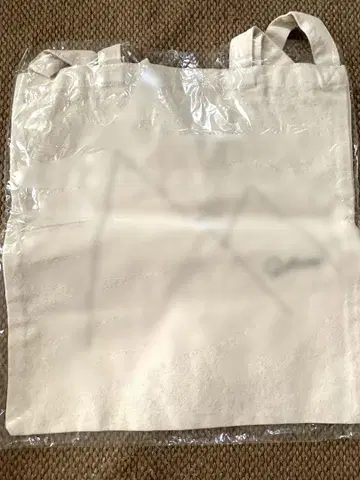 ATEEZ 산 친필 사인 포함 토트백