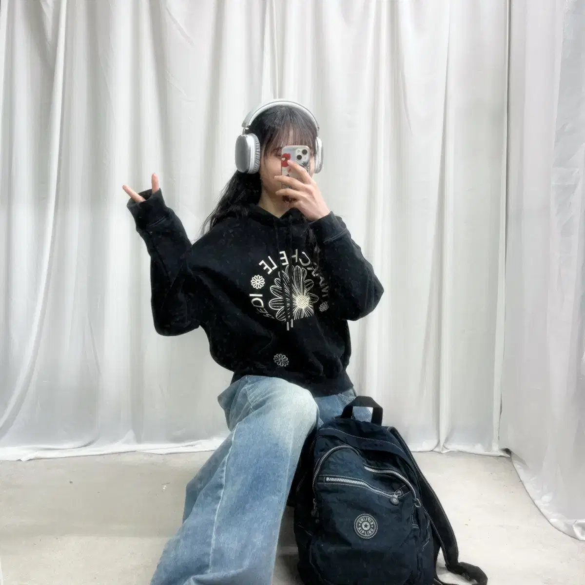 Mardi Mercredi black hoody