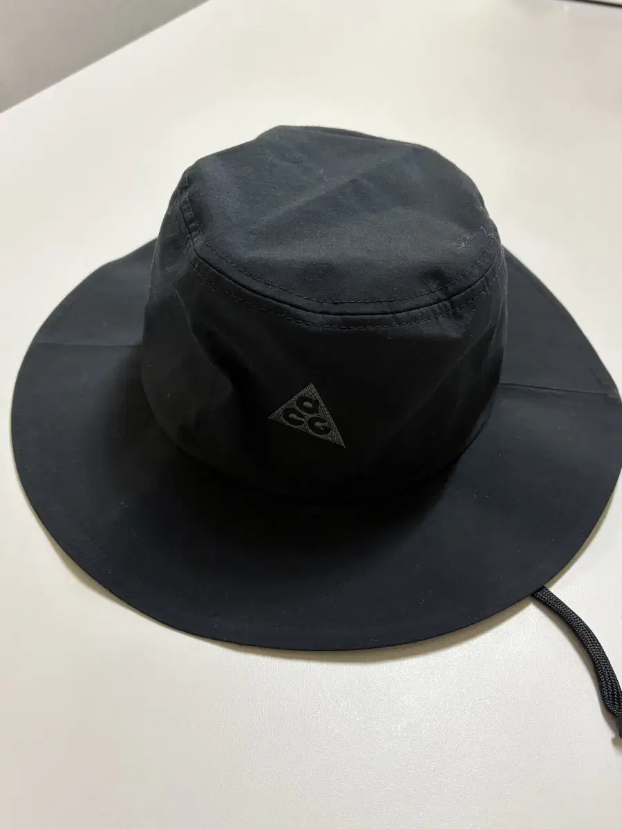 나이키 acg 버킷햇 블랙 모자