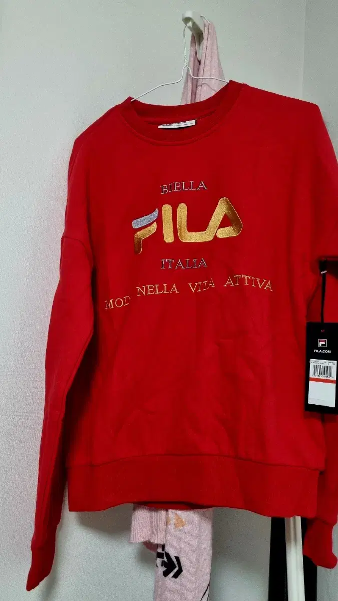 필라 fila xs 맨투맨