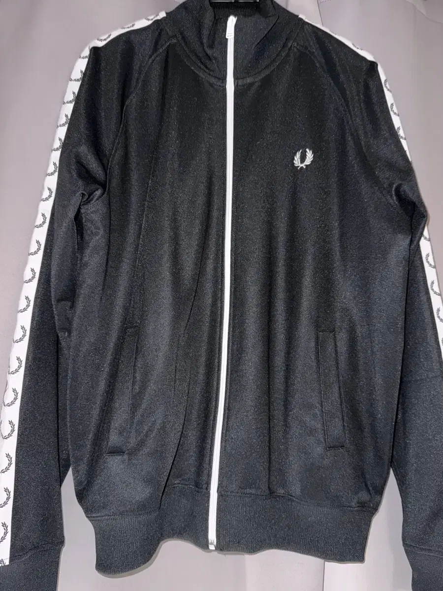 [L] Fred Perry Tape Track Top Jersey