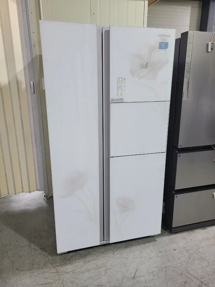 <무료, 배송설치> 삼성 740리터급 퍼니처스타일 강화유리 냉장고