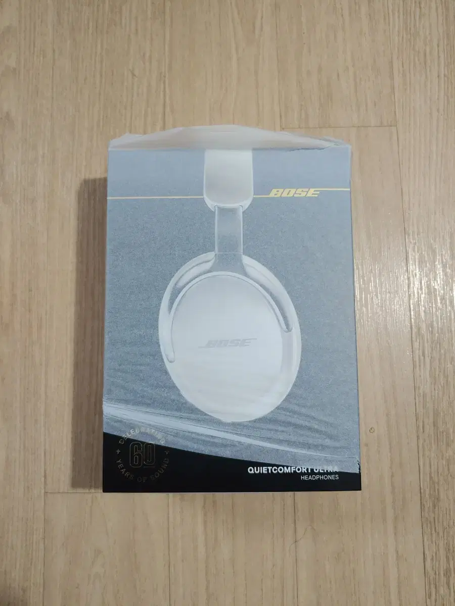 보스 QC 울트라 다이아몬드, 루나블루 색상 미개봉 팝니다.
