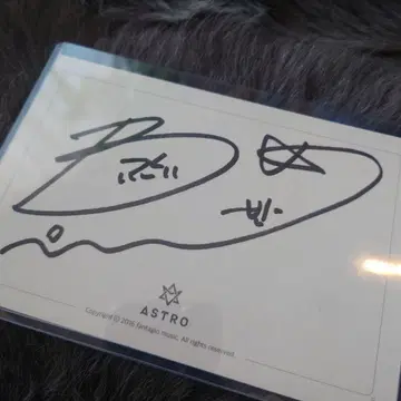 ASTRO 아스트로 MOONBIN 문빈 공식 친필 사인 탄콘