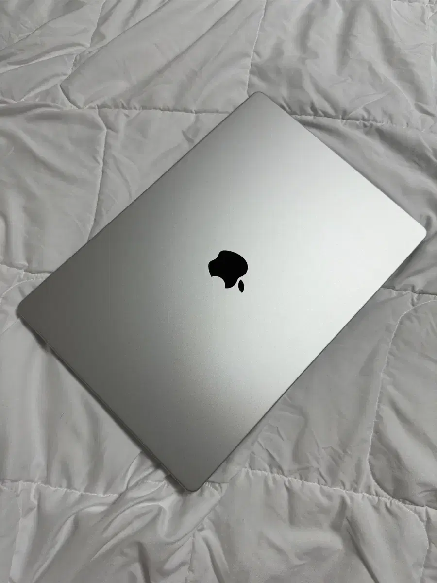 맥북프로 16인치  M2 Pro 1TB