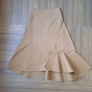 필립림 스커트