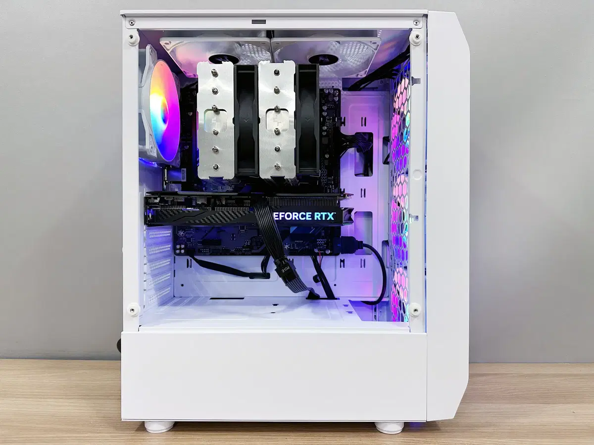 라이젠7600/RTX4060Ti/램32GB/SSD 1TB/게임용PC