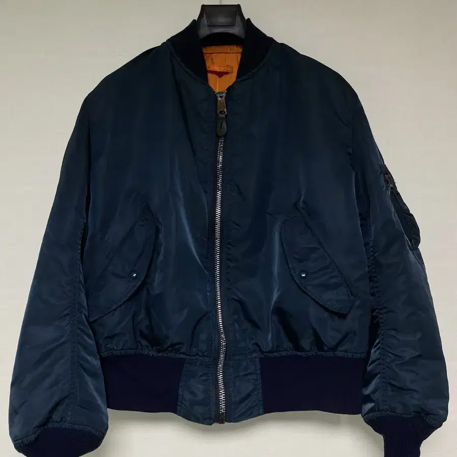 ALPHA INDUSTRIES MA-1 JACKET MADE IN USA