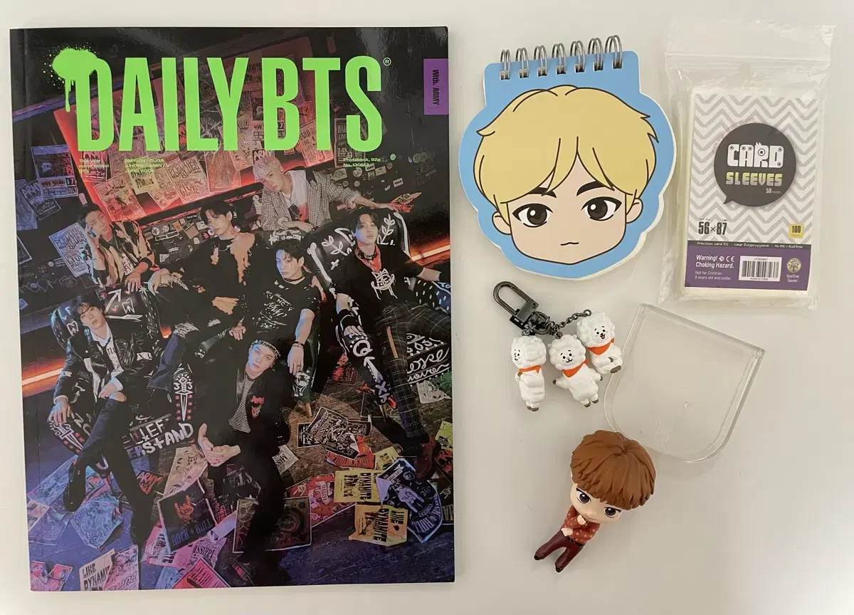 방탄소년단 굿즈 화보 데일리bts 키링 피규어 석진