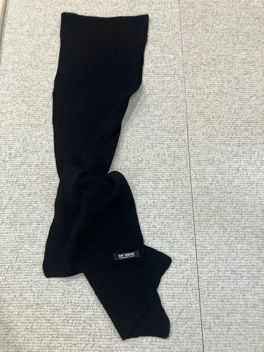 Raf Simons 02FW Black Stool (Muffler)