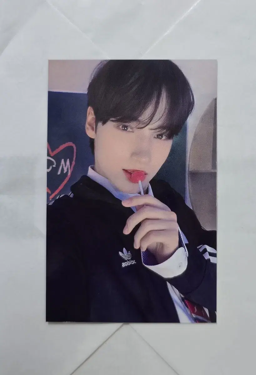 투바투 휴닝카이 모아존 포카