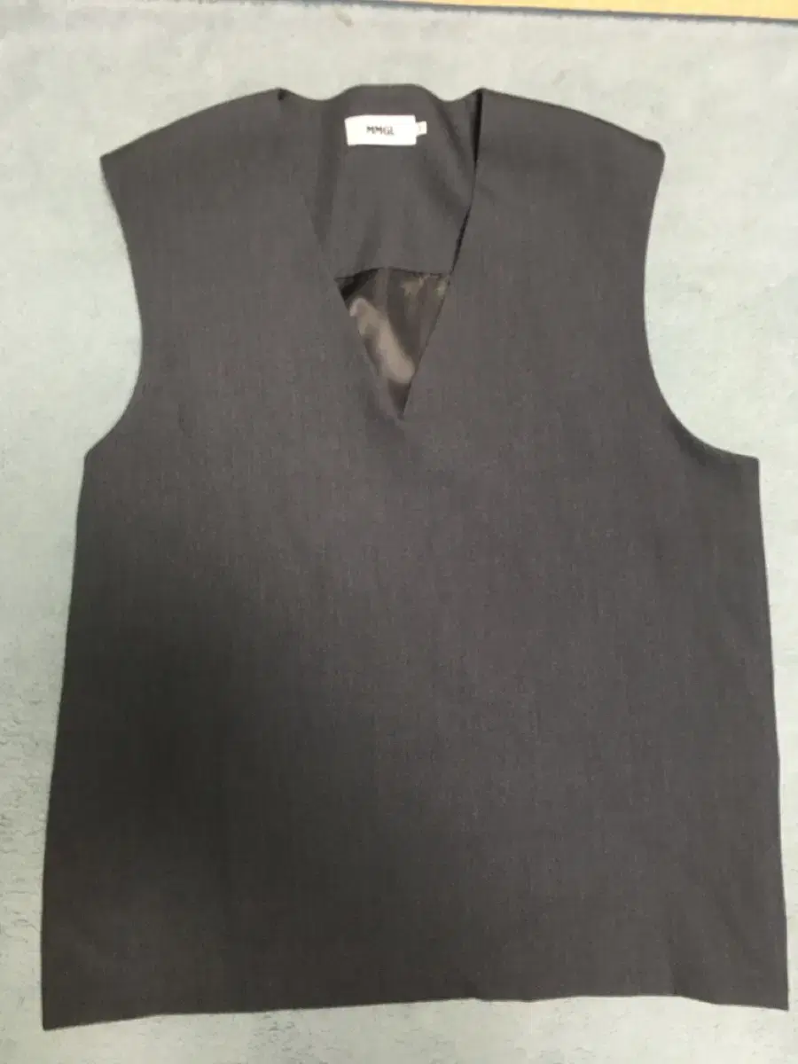 Mmlg vest