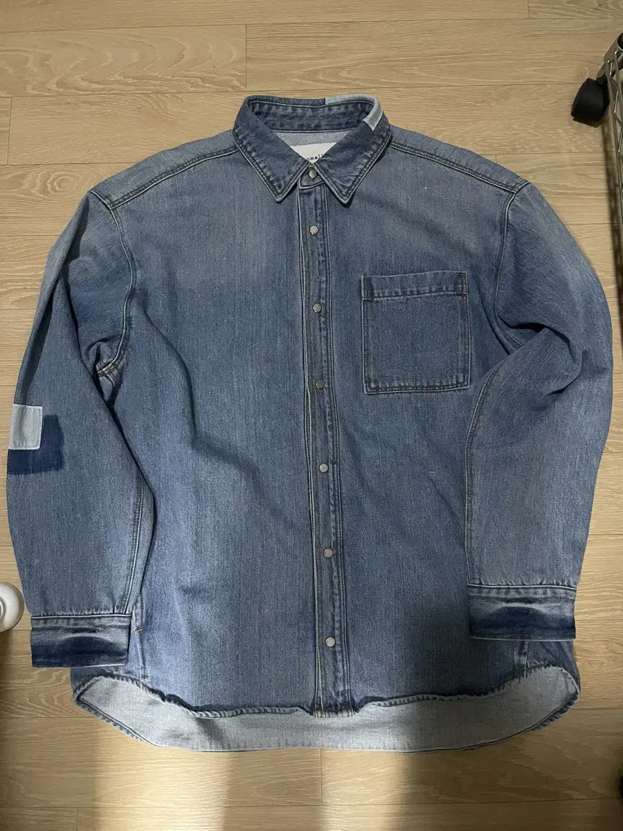 (L) Custom Mellow Denim Shirt