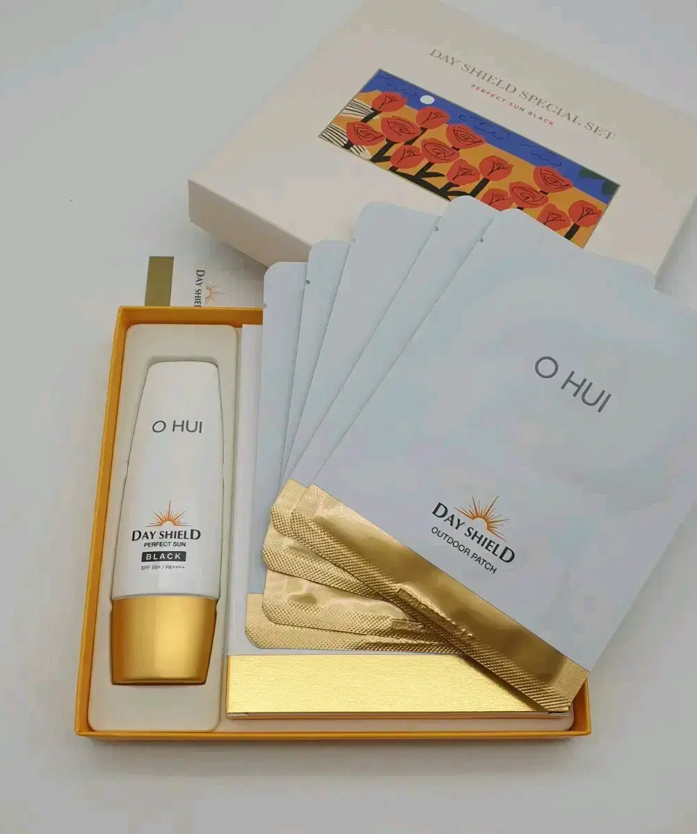 O Hui Sun Cream (Sun Black) + Outdoor Patch 5 pieces
