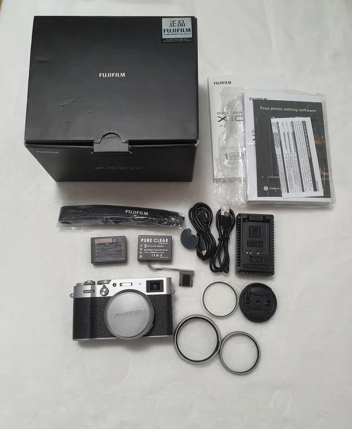 후지 X100V 실버 판매합니다.