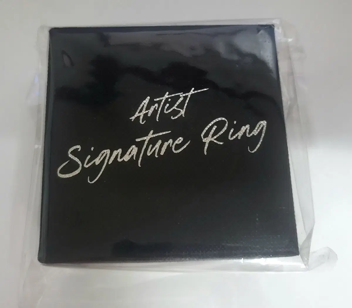Girls' Generation taeyeon sign Vahn-ji