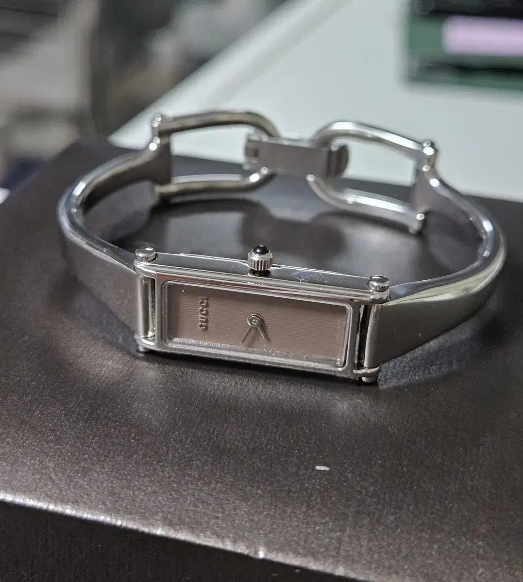Genuine GUCCI Women's Metal Bracelet Watch/SWISS