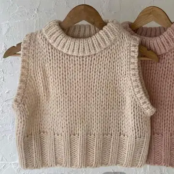 수제 베이지색 니트 조끼