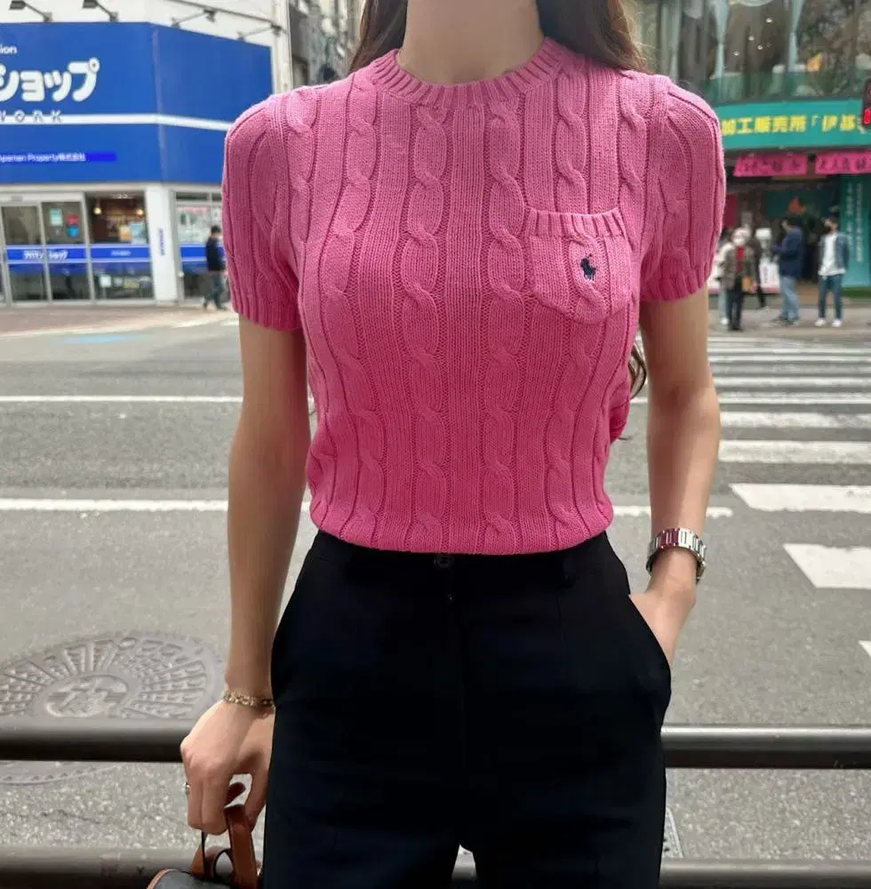 [QR정품]폴로 꽈배기 포켓 반팔 강민경 반팔