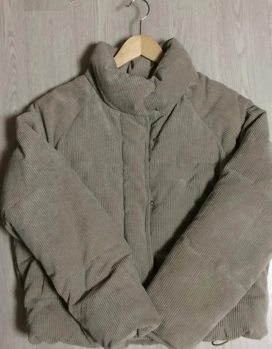 SPAO short padded jacket (s)