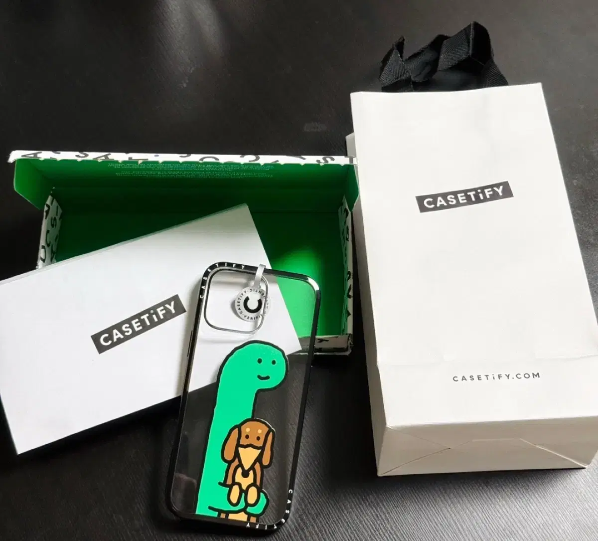 새삼스러운 CASETIFY(신제품) iPhone16promax케이스