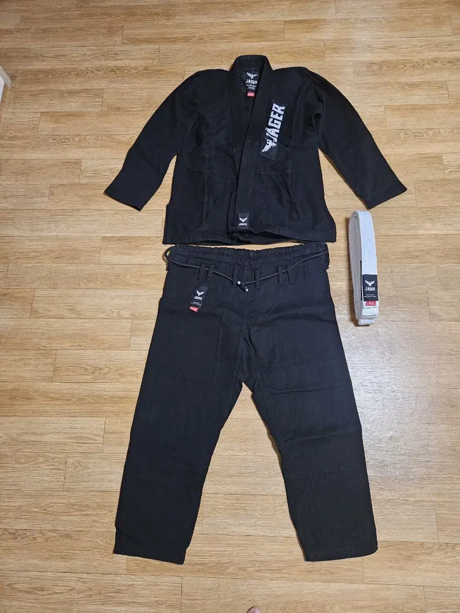 Jiu-jitsu uniform