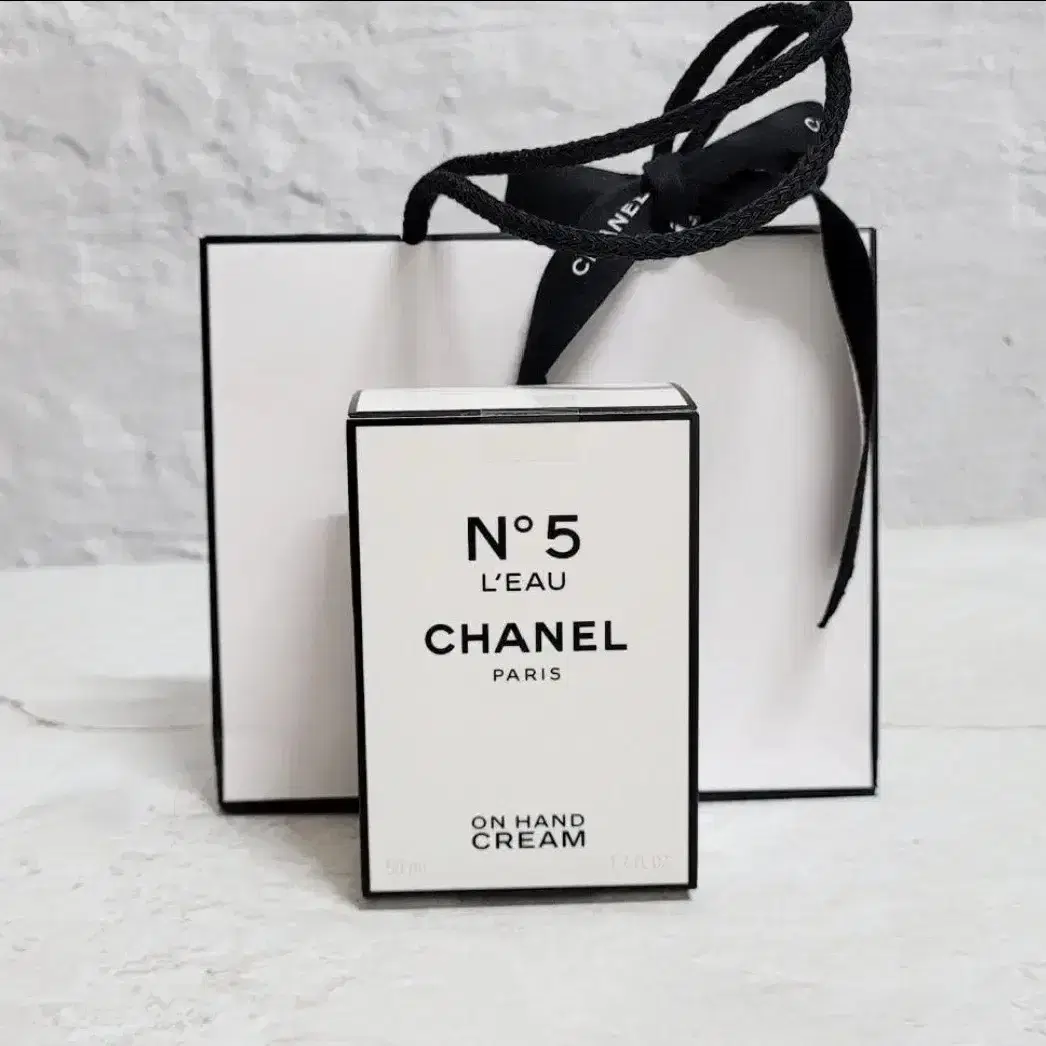 CHANEL 샤넬 Chanel L'Eau de Parfum (50ml) Hand Cream