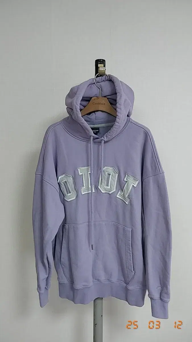 5252 Bio I.O.I Hoodie S (Please refer to the first photo for the actual color)