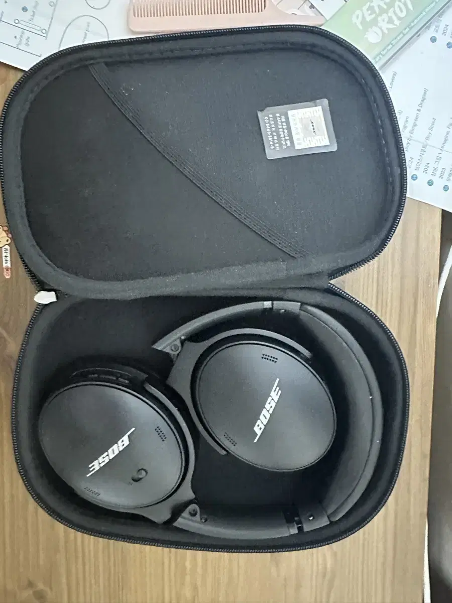 보스 QC45 헤드폰