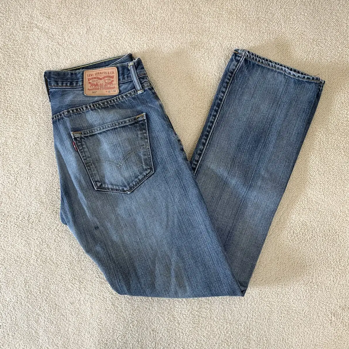 Vintage Levi's 501 Washed Denim Pants (Size 32) Men's Jeans Medium Blue