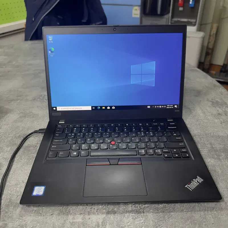 Lenovo ThinkPad X390 판매합니다.