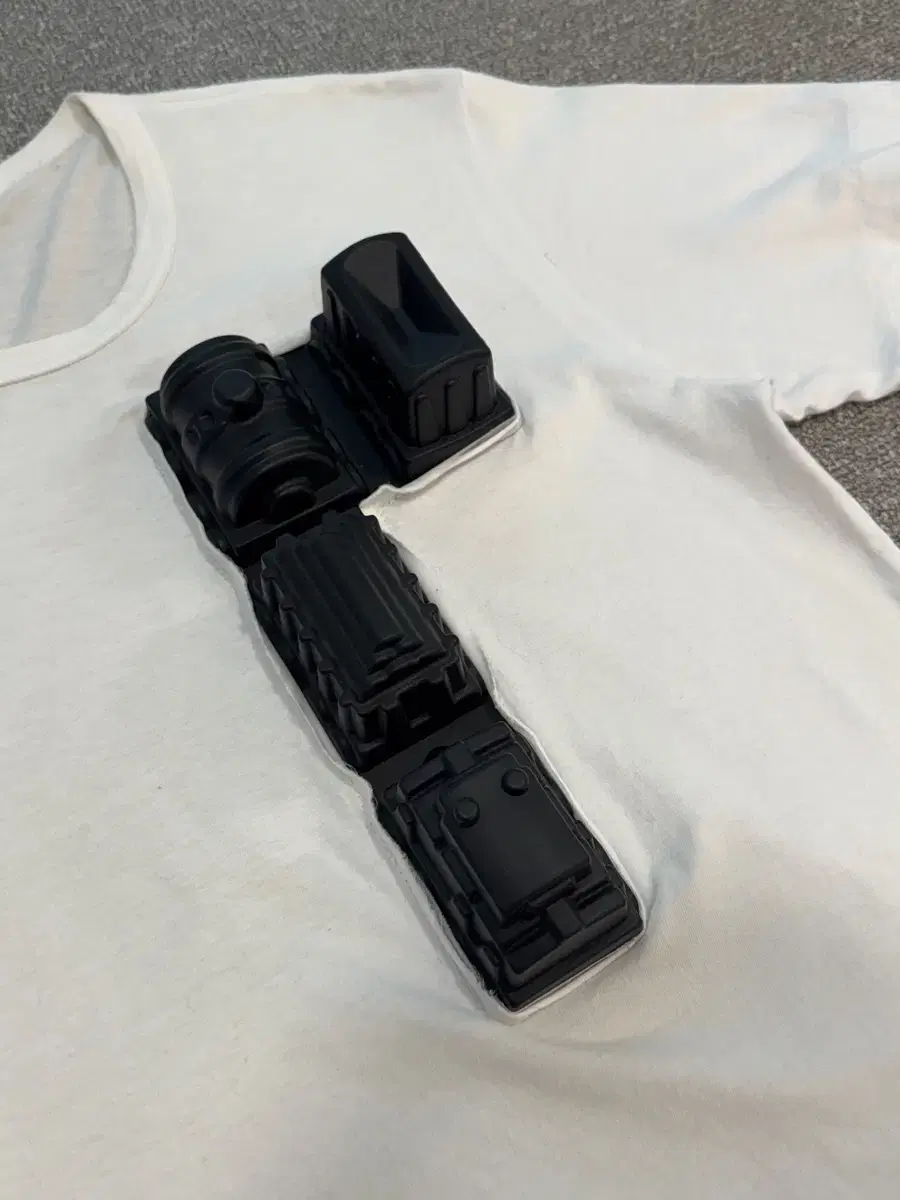 꼼데가르송 옴므 플러스 18SS 건틀릿 반팔 티셔츠 S