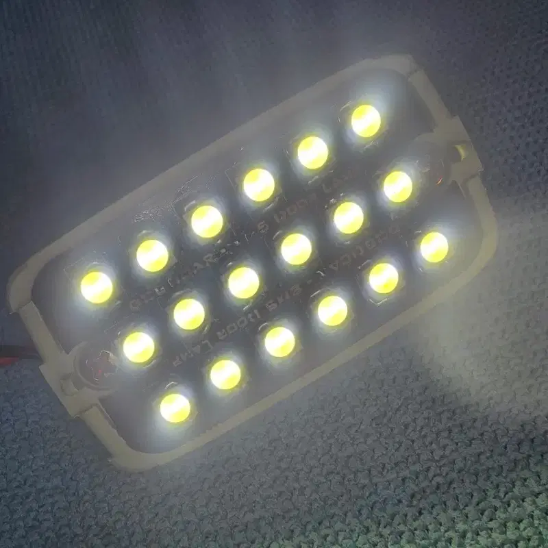 ㅂㅇ구형SM5 LED5450 도어램프와 도어램프PCB기판 판매합니다.
