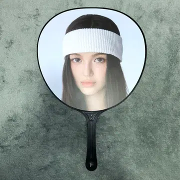 NewJeans 다니엘 부채