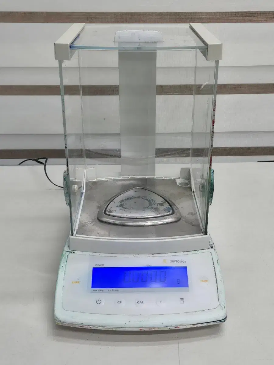 Sartorius CPA224S Max 220g d=0.1mg 정밀저울