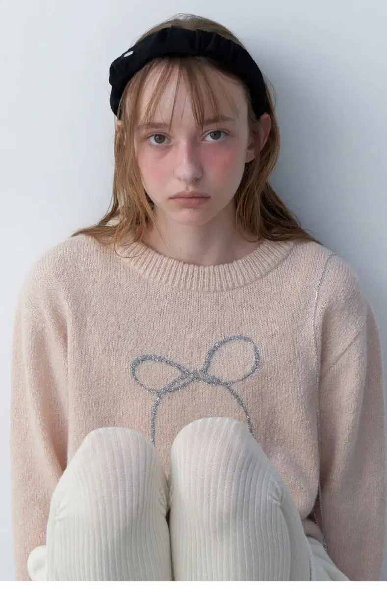 Soonsu Glitter Ribbon Sweater (Peach)