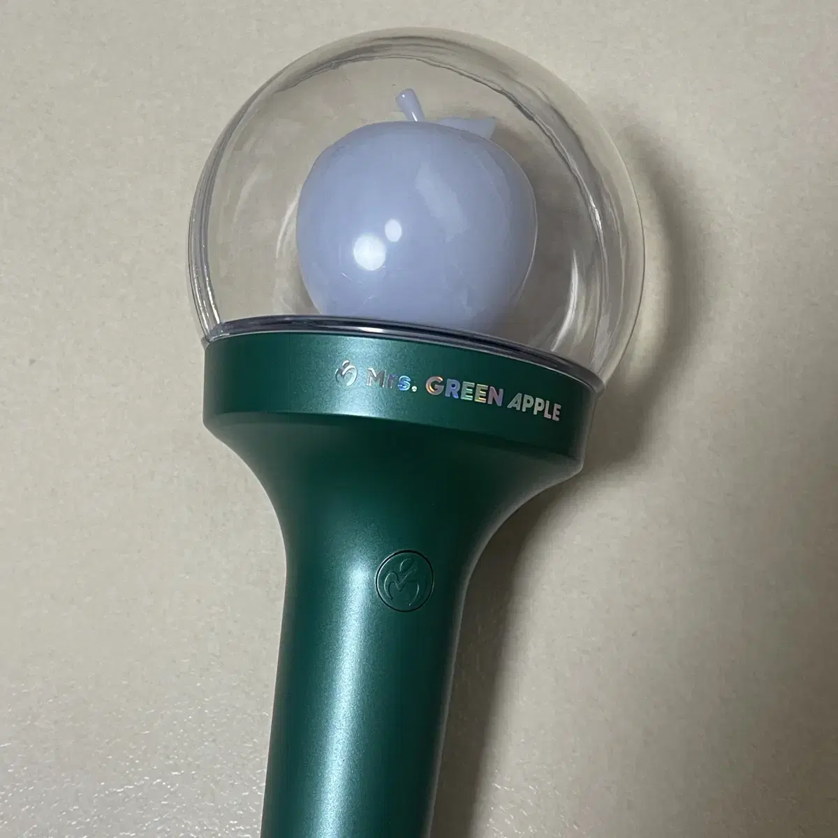 Mrs. Green Apple Official lightstick WTS