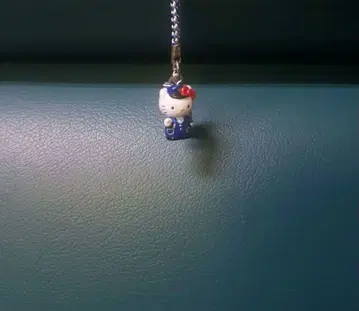 에치젠 철도 차장 헬로키티 지역 특산품 목걸이 산리오 굿즈