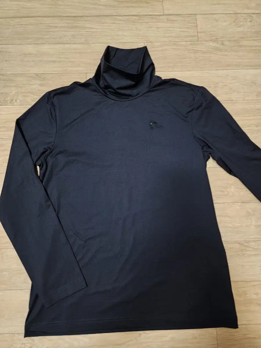NEPA Functional Neck Polartee