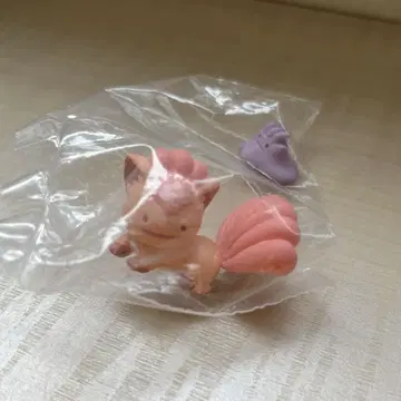 미개봉 변신 메타몬 로콘 포켓몬 센터 한정 상품 미니 피규어