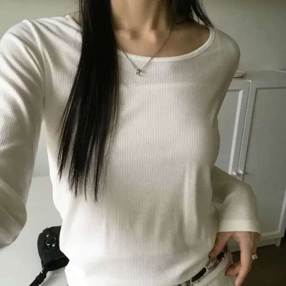 유넥 긴팔 티셔츠